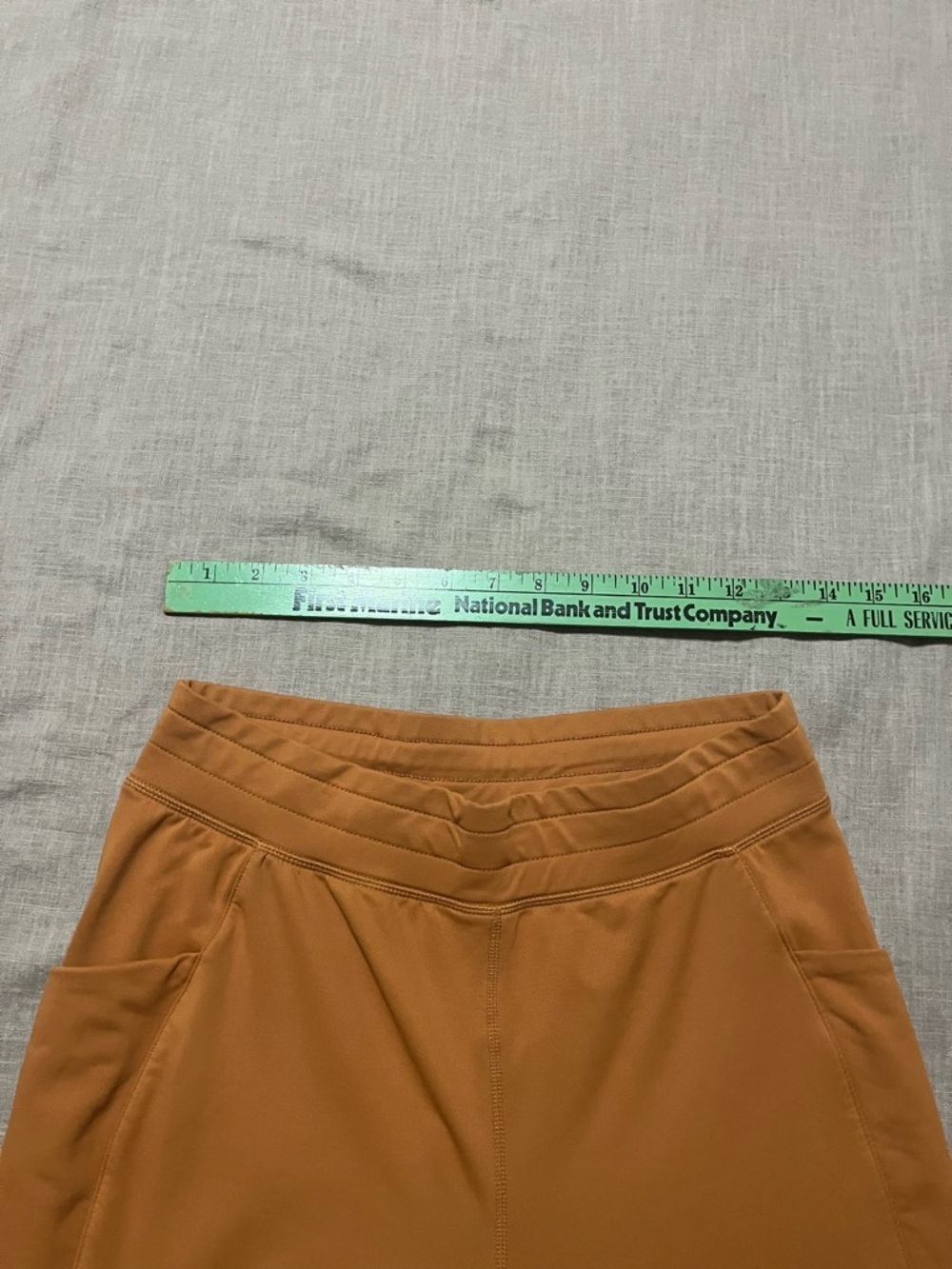 Fabletics High-Waisted Cold Weather Pocket Jogger Women’s Size Small Athletic - Picture 7 of 7